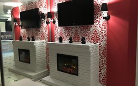 Apartment On Yushchenka 5